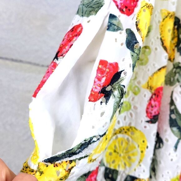 Lemoncello Tiered Dress. Size L - Picture 9 of 12